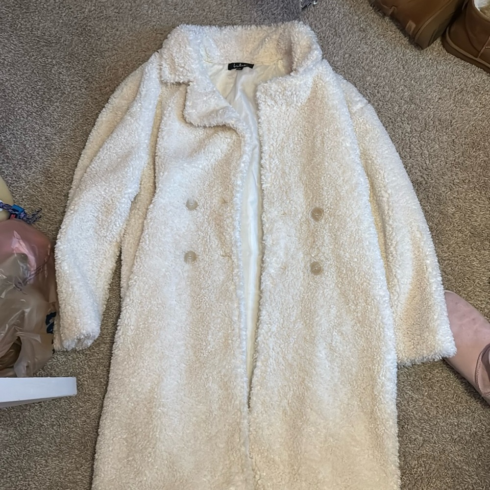 Lulu’s White Faux Fur Coat